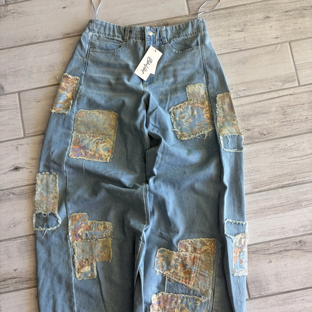 Unique Blue Jeans with Patchwork NWT - image 2